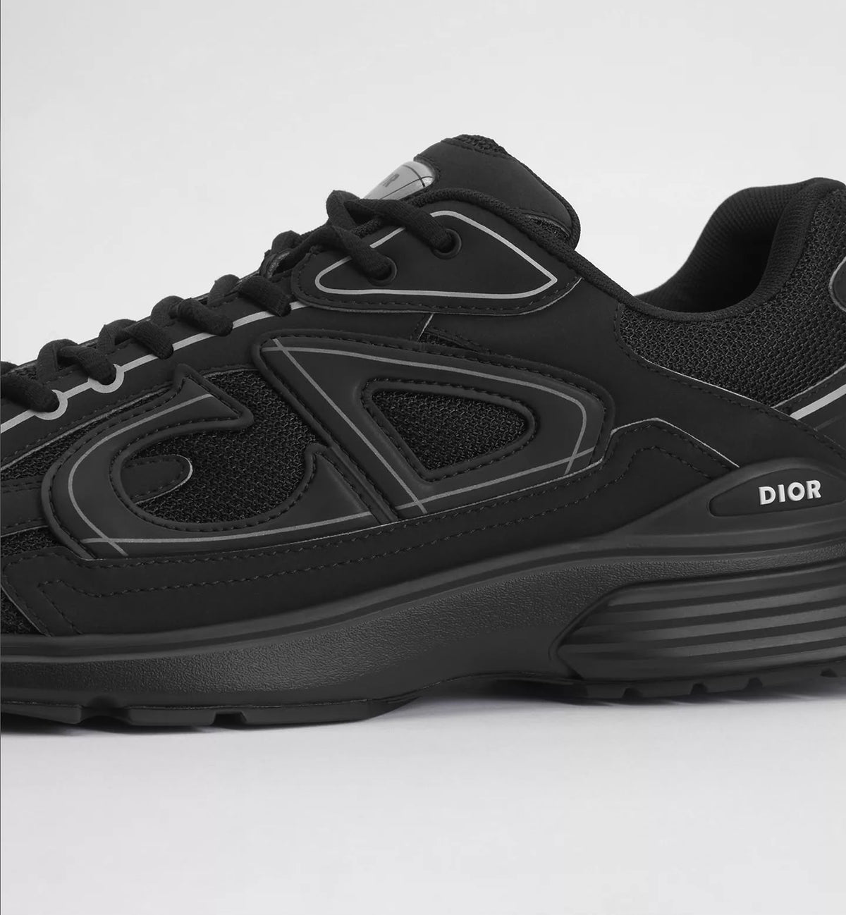 B30 - Full Black